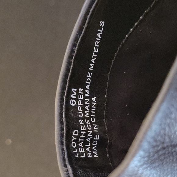 NWOT ME TOO Lloyd Ankle Bootie Size 6 - Picture 7 of 8